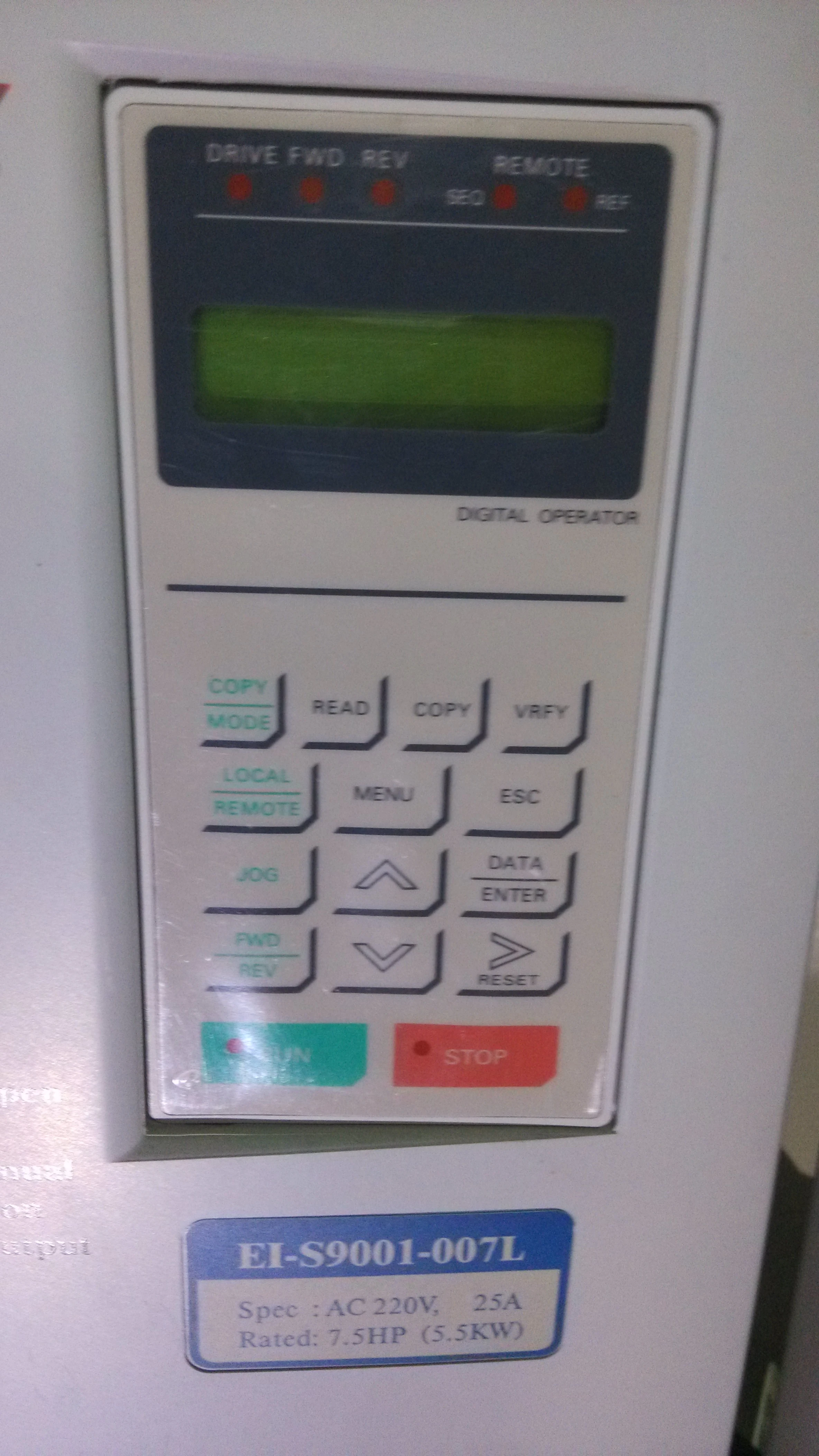 需求:尋變頻器控制面板 產品名稱:變頻器控制面板 需求數量:1個 產品規格:EI-S9001-007L變頻器控制面板 詳細敘述:AC220V,25A,7.5(5.5KW) 煩請盡速聯繫 請告知最少下單量 請提供產品單價 歡迎廠商洽談及提供報價 請提供商品詳細 本單關鍵字:IGBT,控制,控制面板,變頻器