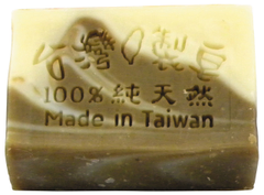 土川芎手皂-用法:於手上加水搓揉起泡,用於身體清潔,適用於各種肌膚,洗後感覺清爽、容易沖洗。成份:椰子油、橄欖油、棕櫚油、玫瑰果油、月見草油、薄荷、乳油木果