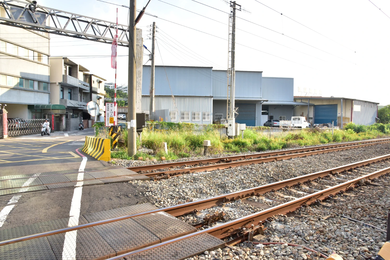 皇騰實業有限公司(CNC電腦車床)圖1