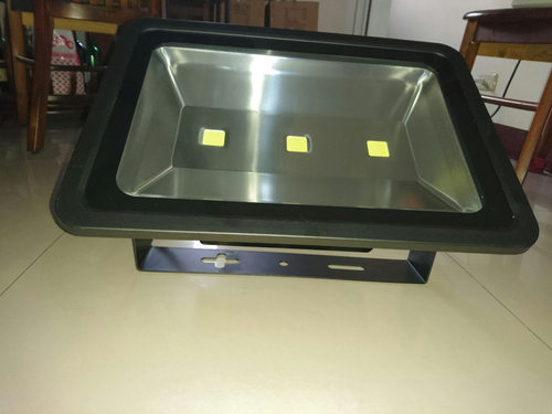 LED泛光式150W投射燈