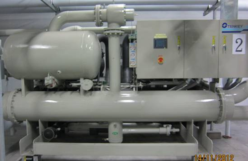 400HP生產區使用冷凍主機