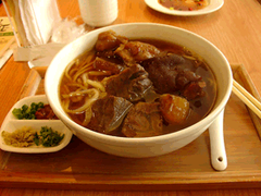 牛爸爸牛肉麵