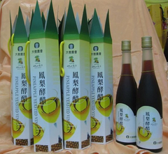 純鳳梨鮮果發酵,不添加任何醋類。