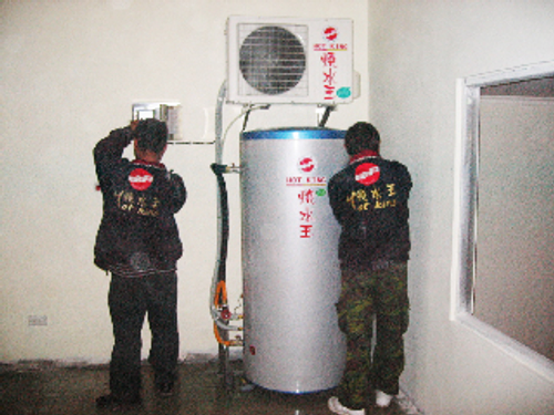 燒水王熱泵熱水器專業精湛的安裝團隊.