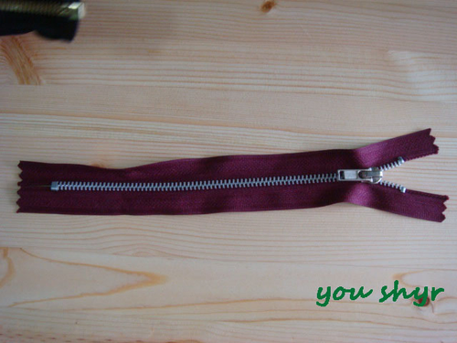 金屬拉鍊METAL ZIPPER