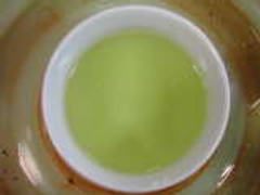 漂亮的冬茶茶湯