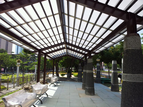 仁愛公園雨遮