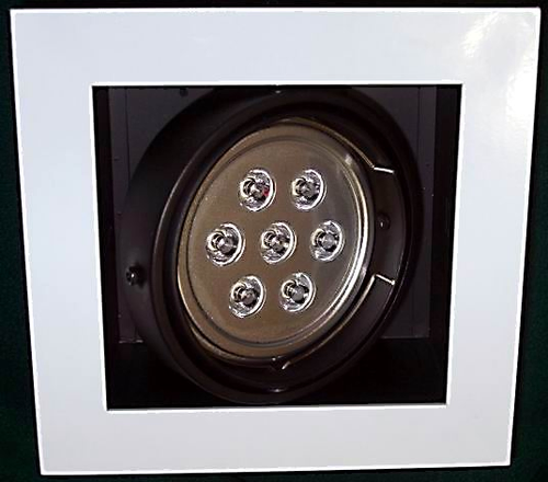 高亮度AR111 LED 9W投射燈