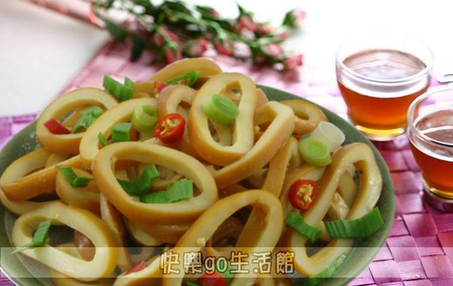 鵜鶘煙燻墨魚~讓您吃得很順口~