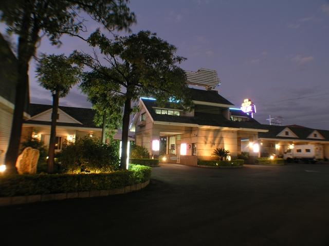 箱根日式庭院汽車旅館