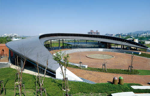 鋅合金-台灣鶯歌陶瓷博物館