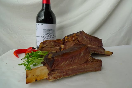 紅酒燉帶骨牛小排