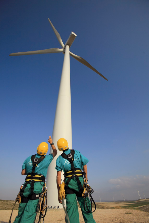 大型風力發電機組維修!