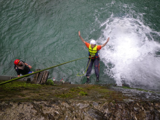 炎熱的夏天何處去  消暑 解熱又解渴