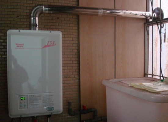 選擇安全瓦斯熱水器防範一氧化碳中毒