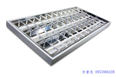 大輕鋼架俗稱T-BAR 28W*3實際耗電量為90W
