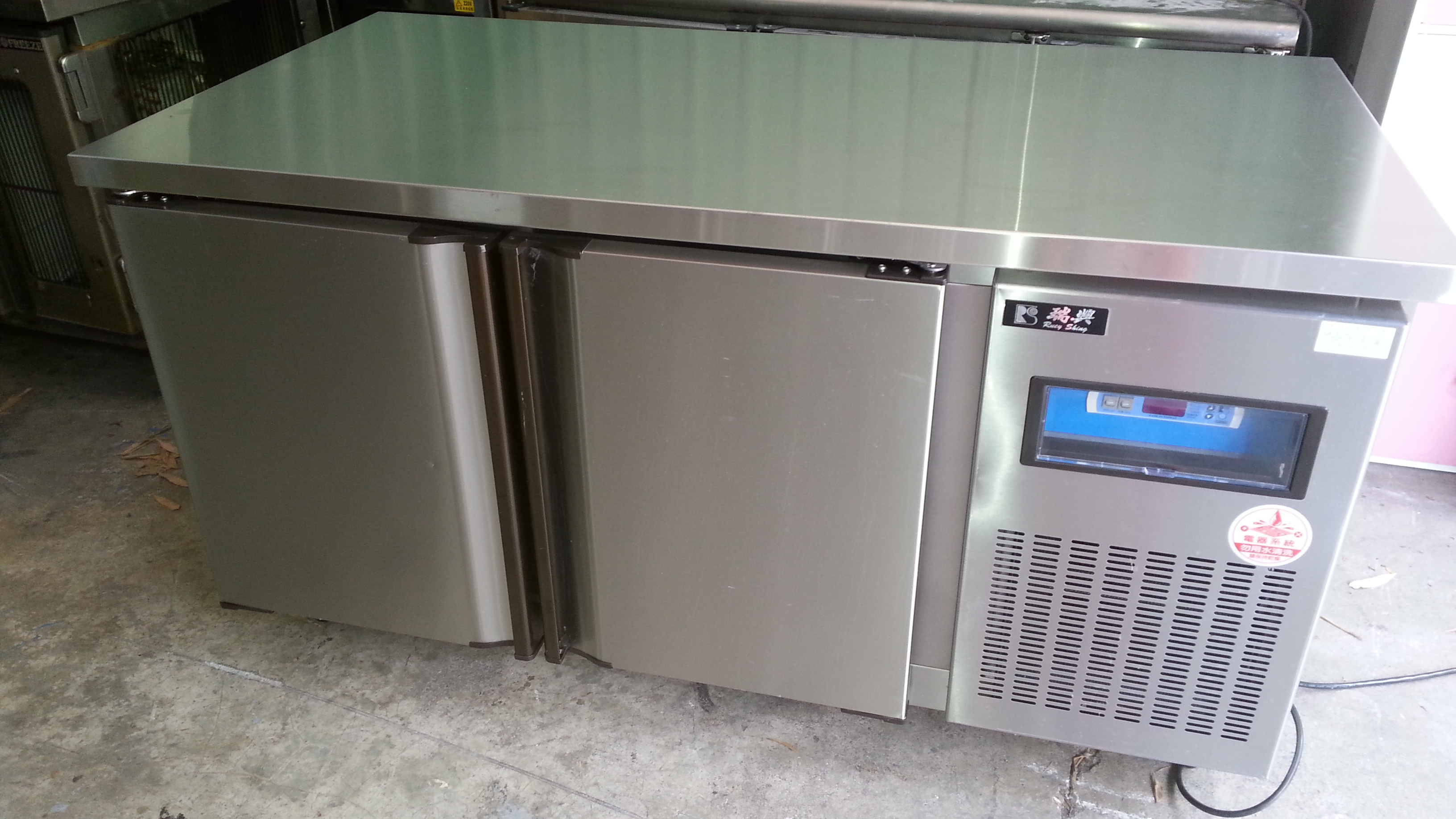 允昌餐饮设备 短期设备出租 冰箱出租