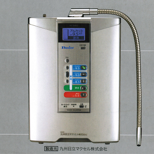 One Touch水質切換鍵，具18段段鹼性微調及一段鹼性功能.3 枚4 槽精密鈦白金電解槽