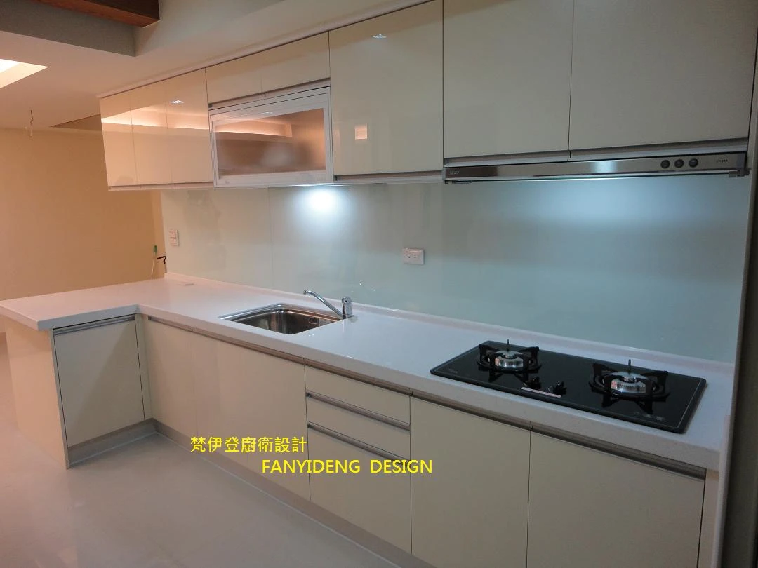新北市梵伊登廚具_廚衛設計(林口) 廚具規劃設計/櫻花牌林內牌豪山牌喜特麗莊頭北同花牌 系列商品特惠中