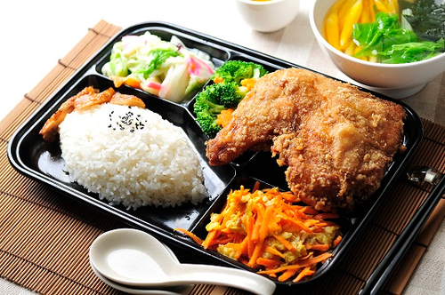 雞腿飯-皇家傳承牛肉麵