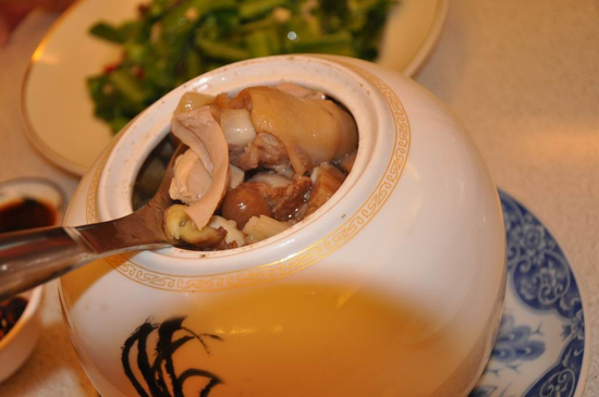 生日美饌每桌NT$3999元
