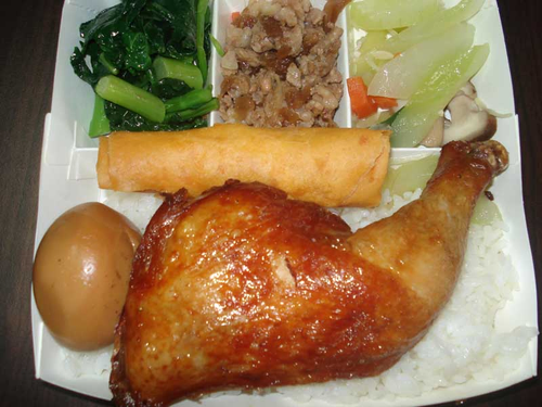 50元雞腿便當