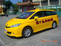 Toyota wish(七人座)