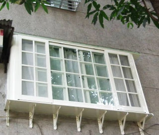 格子窗--宜久精品門窗--全系列門窗施工