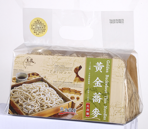 蕎麥麵比白麵的熱量低、營養價值高,細細的麵條可做成冷麵,夏天吃麵不流汗