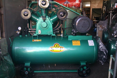 20HP松沛牌空壓機/維修(07)561-3388保養/手機0921265115
