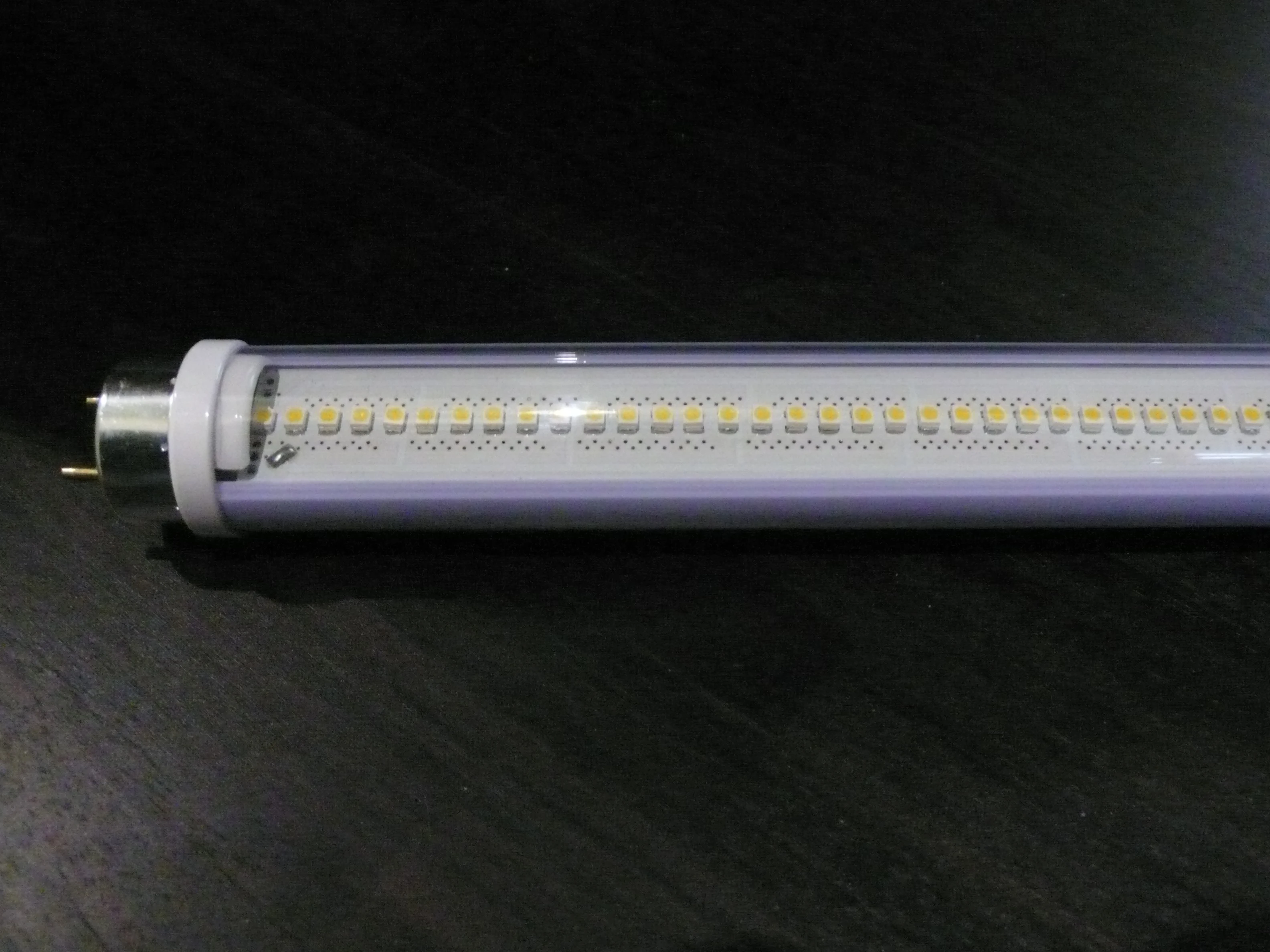 LED T8四尺燈管 透明-暖白