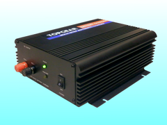 充電器700W