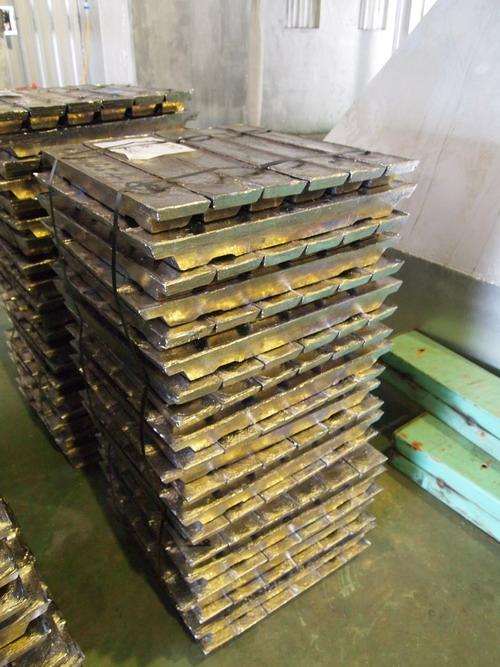 純鉛錠 (Pure Lead Ingot)