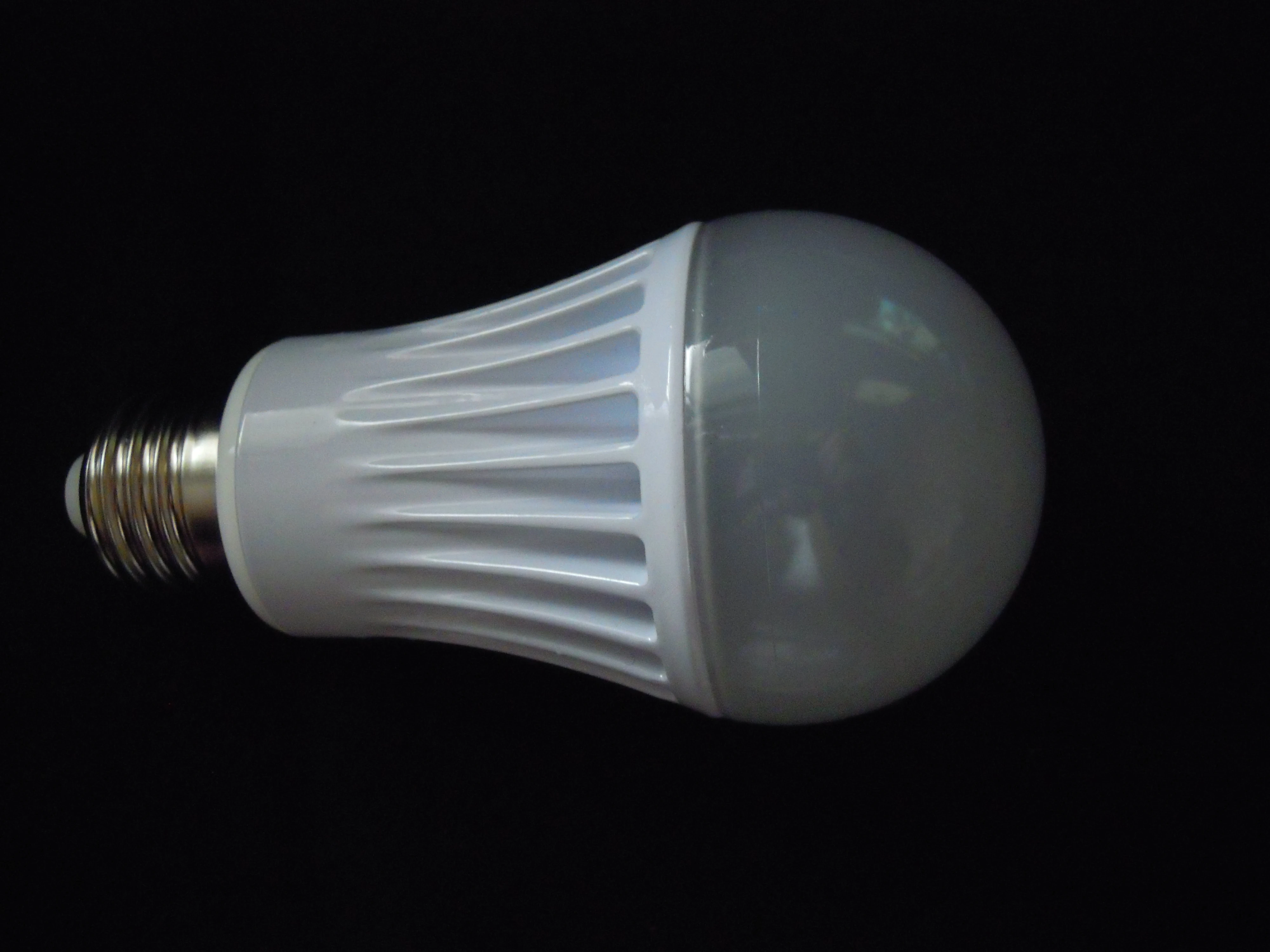 LED E27球泡燈