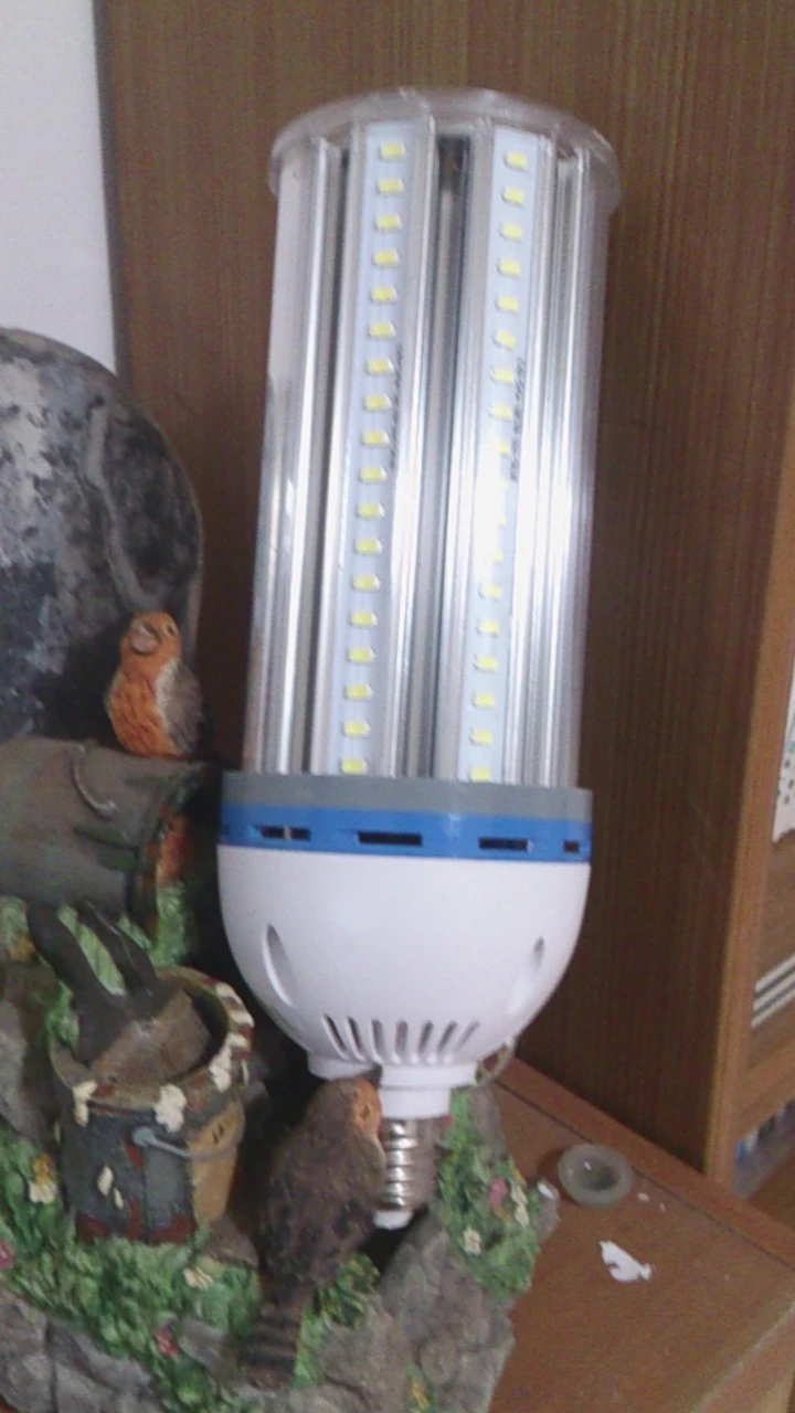 買い物 ホームセンタードットコムYAZAWA LED作業灯50W 三脚2灯式 簡易防雨型 昼光色 6000K 定格光束3370Lm LPR-S50LW- 3ME