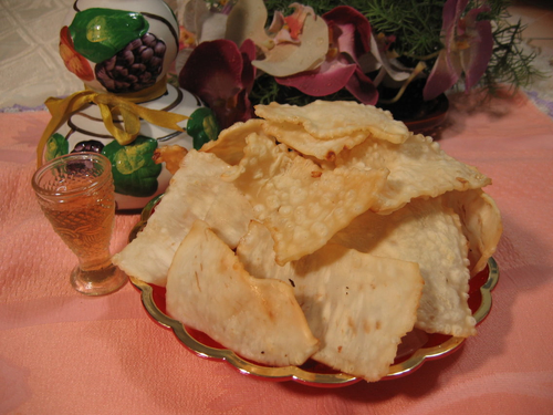 賢味芳飛卷片