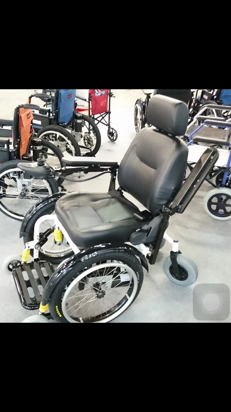 威宏鋰電池電動輪椅