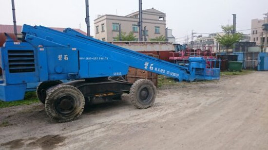 高空作業車  電銲機  發電機