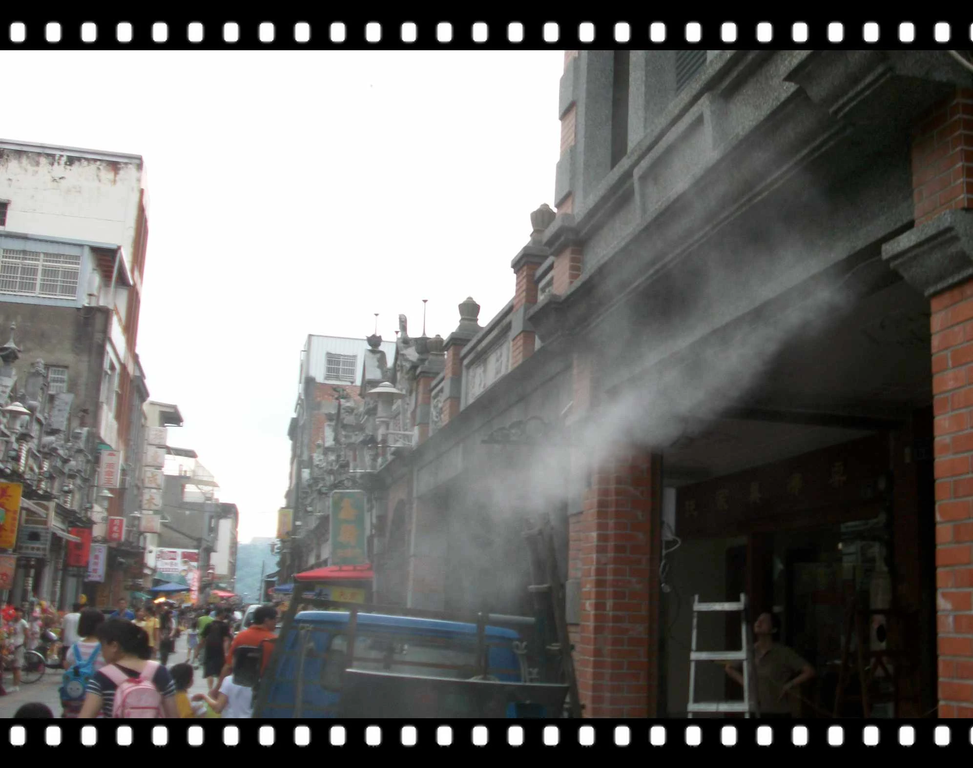 室外冷氣 噴霧 造霧 降溫 降油煙 降塵 廣告