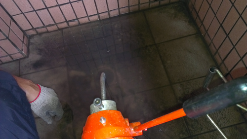 水管不通