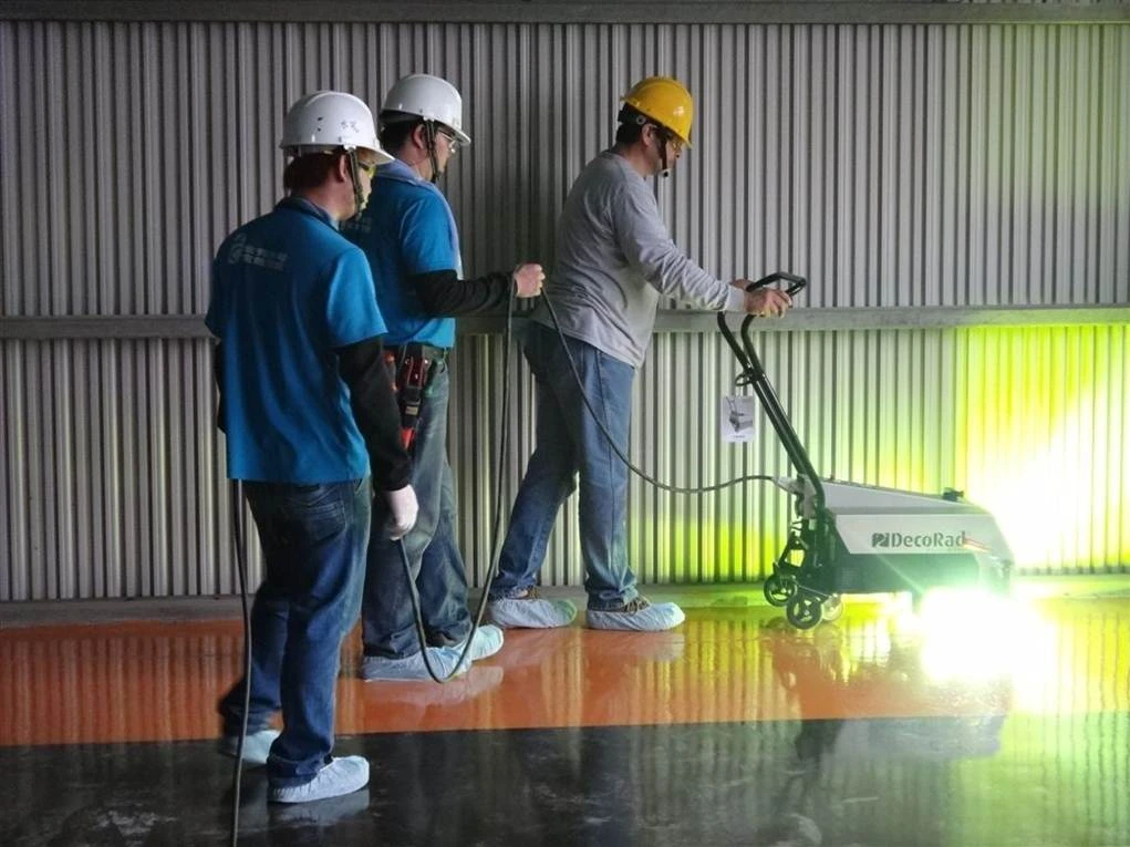 紫外光固化地坪施工