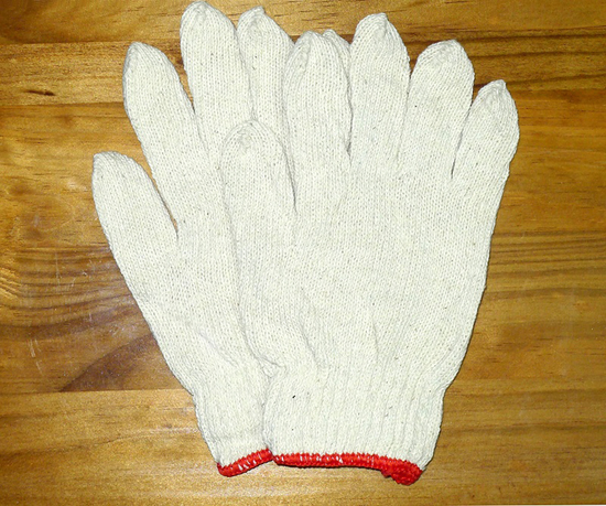 各類手套經銷（棉紗手套、NBR橡膠手套、沾膠手套)
