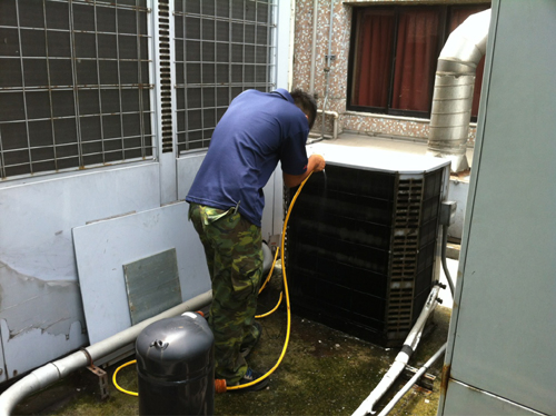 專營科技廠辨空調機電系統工程施工設備買賣/維修/保養等專業服務