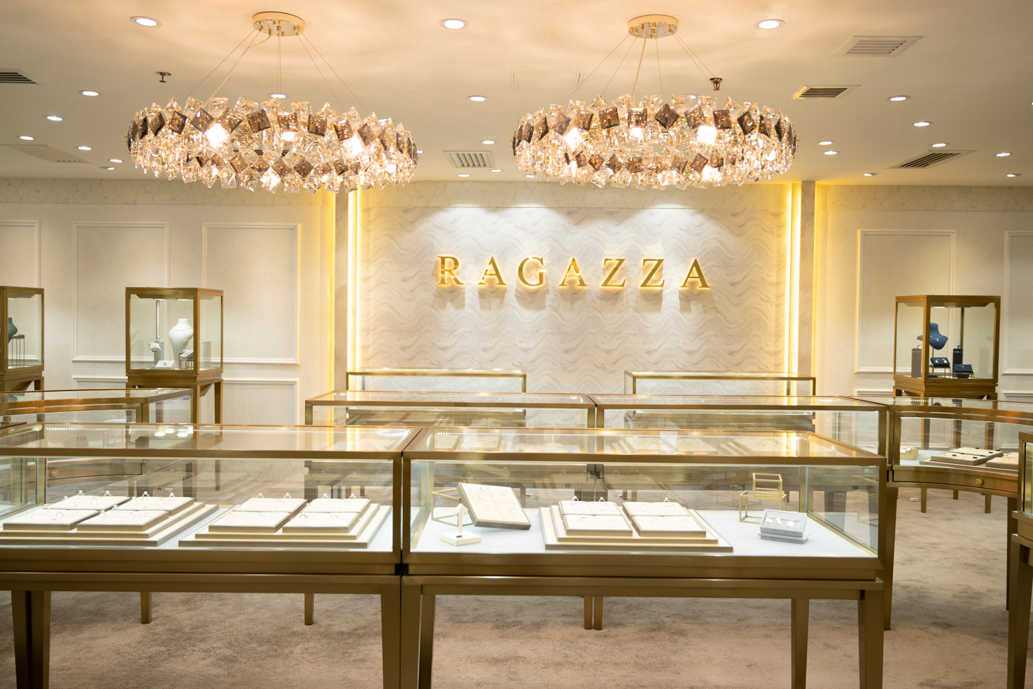 女君鑽石 RAGAZZA DIAMOND