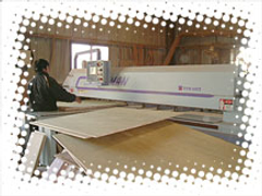 九賀精品傢俱有先進的機器設備和一流的技術