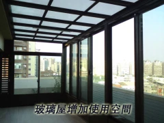 巨宏鋼鋁門窗八折氣密窗.採光罩.隔音窗.穿梭管.白鐵窗.鐵皮屋玻璃屋鐵捲門鍛造門