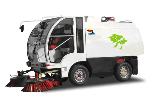 PELICAN TY27 Compact Sweeper(Diesel powered)