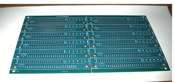 電腦主機板、週邊產品之ＰＣＢ板加工組裝