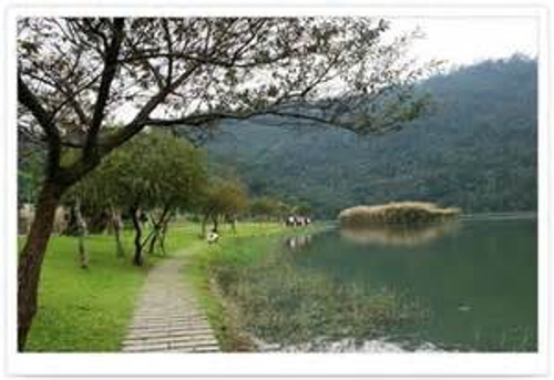 梅花湖風景區